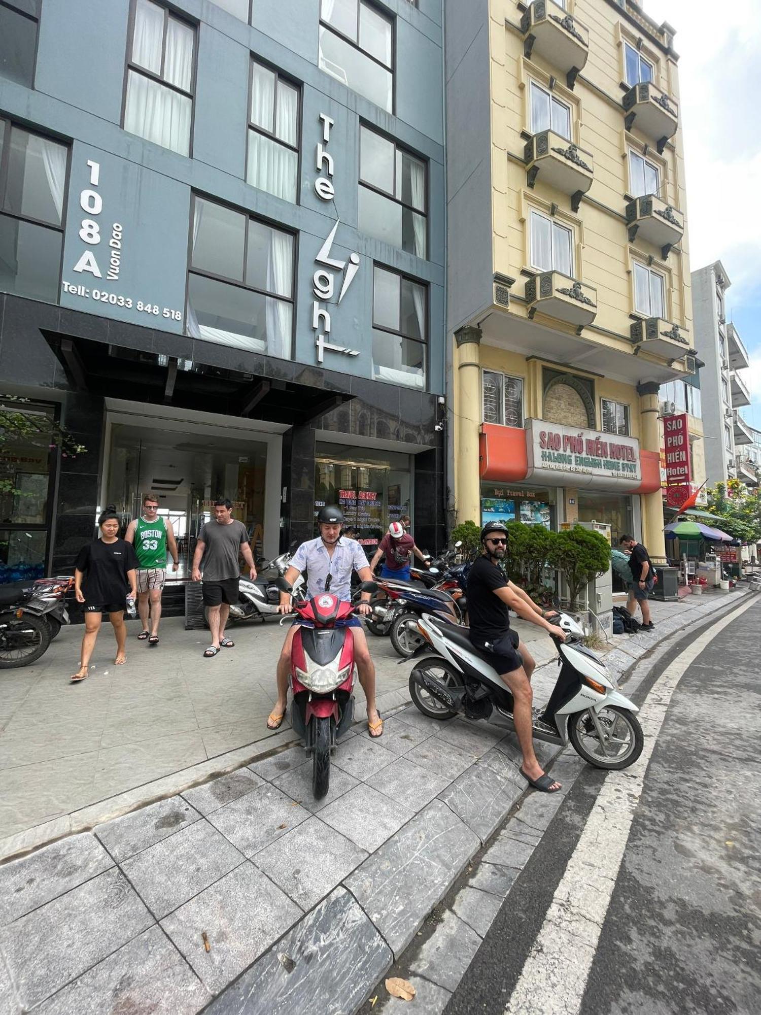 The Light Hostel Ha Long Exterior photo